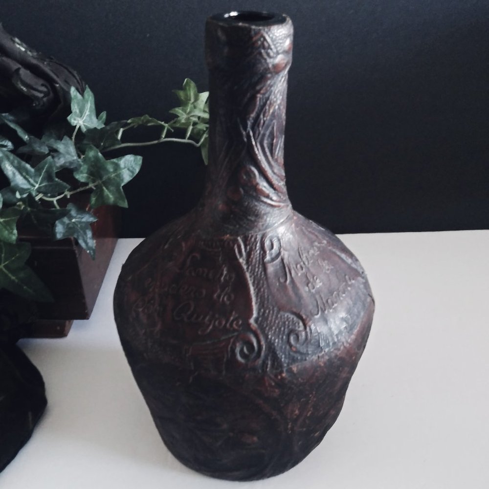 Don Quixote Leather Bottle Embossed Sancho - Picture 3 of 12